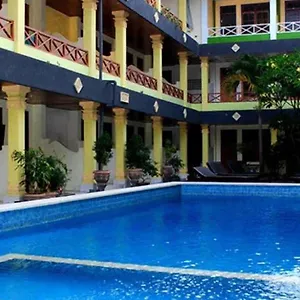 3* Albergue Beneyasa Beach 2